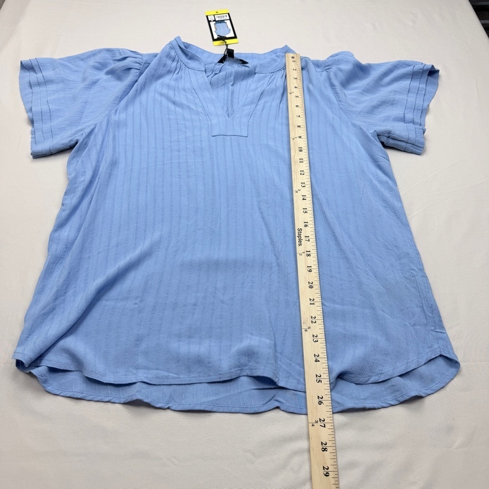 Well Worn Light Blue Blouse - Picture 2 of 8